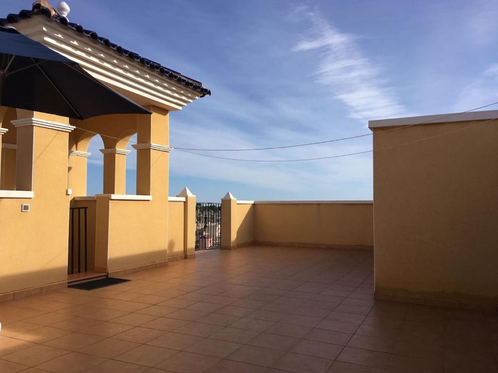Top Floor Spacious Apartment With Roof Terrace 阿利坎特 外观 照片