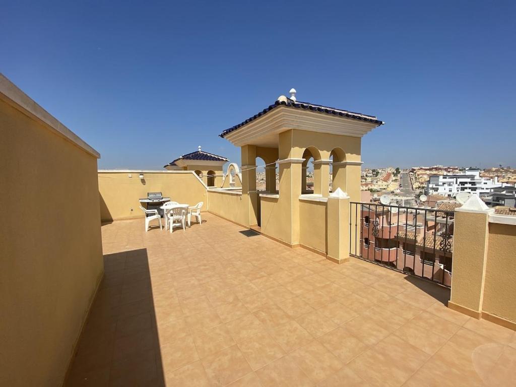 Top Floor Spacious Apartment With Roof Terrace 阿利坎特 外观 照片
